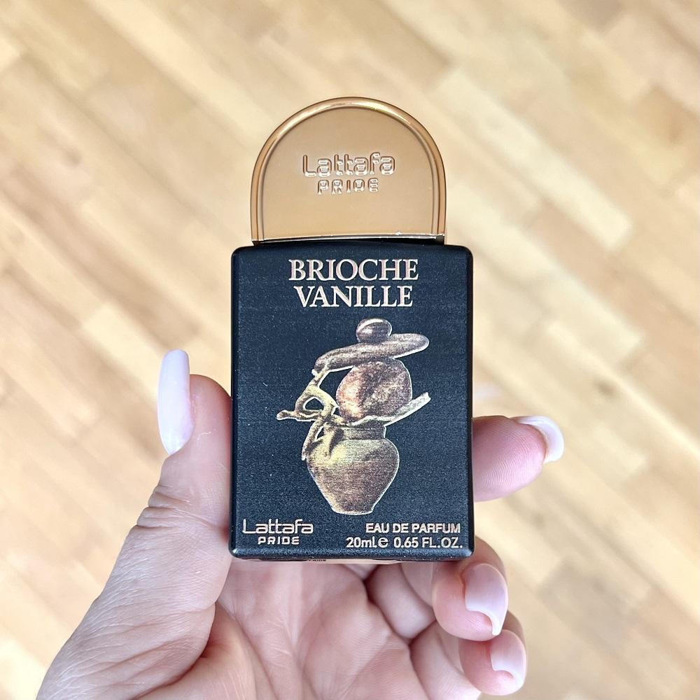 Духи Brioche Vanille Lattafa Perfumes Бриошь Ваниль Латафа Парфюмс 20 мл